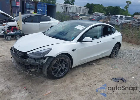 2023 Tesla Model 3 Rear-Wheel Drive z USA, uszkodzony, nr VIN 5YJ3E1EA0PF448661